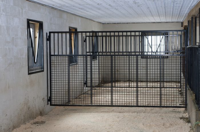 stall gates for horses